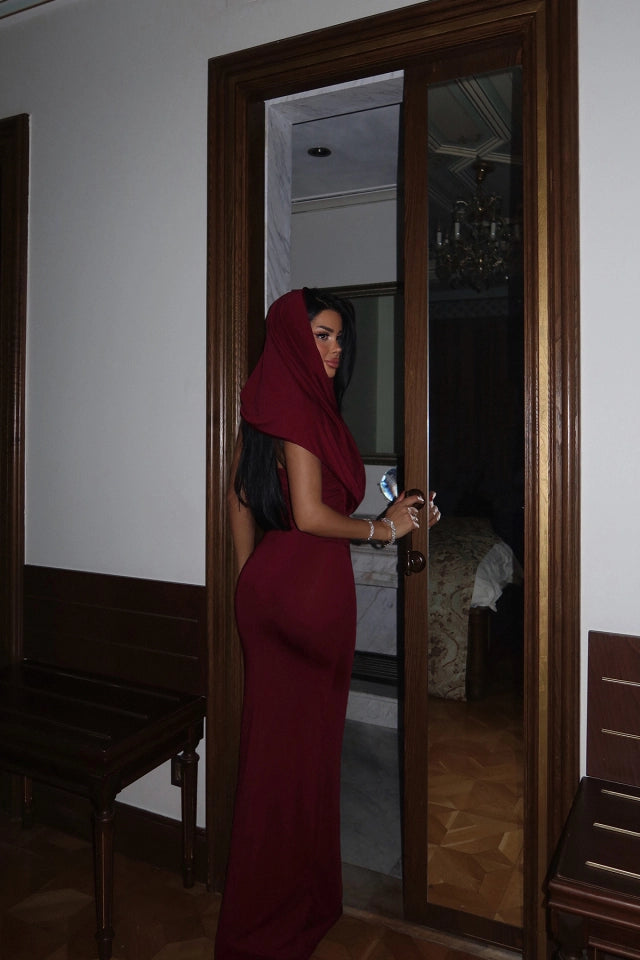 Robe Longue Rouge Drapée à Capuche