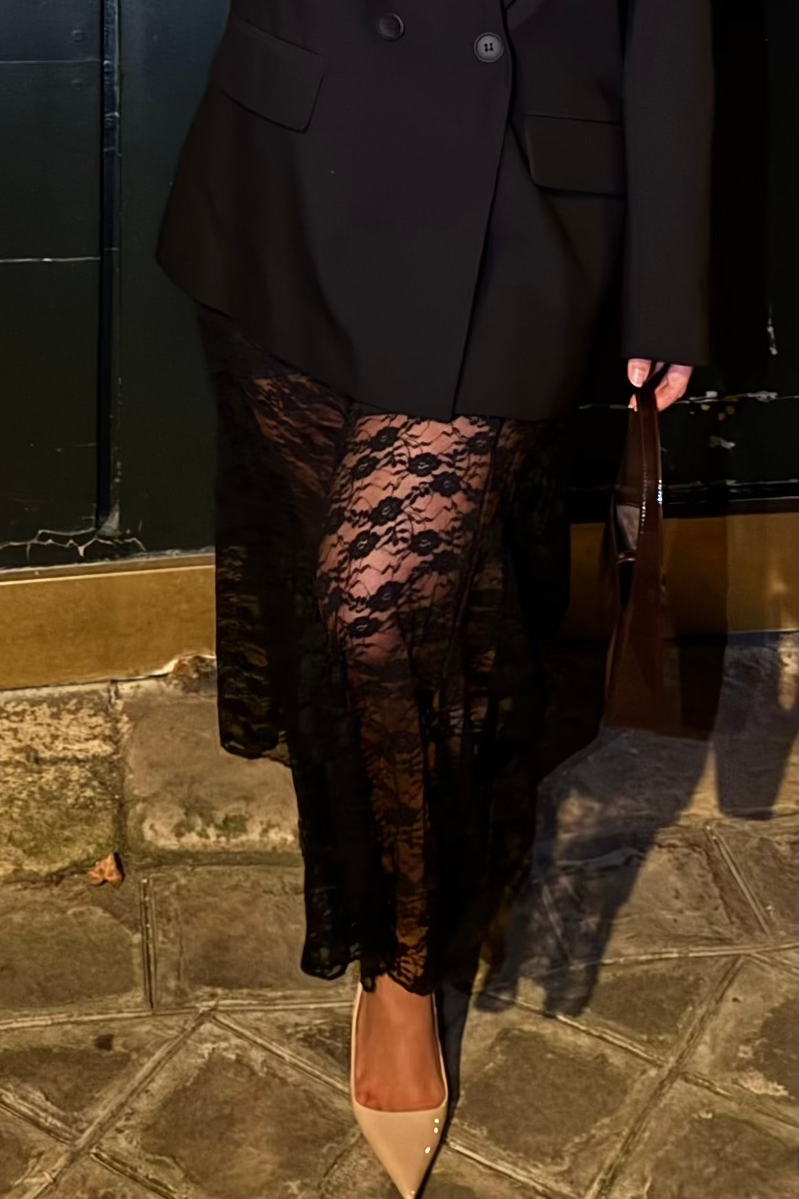 Jupe Longue en Dentelle Noire ( Petite )